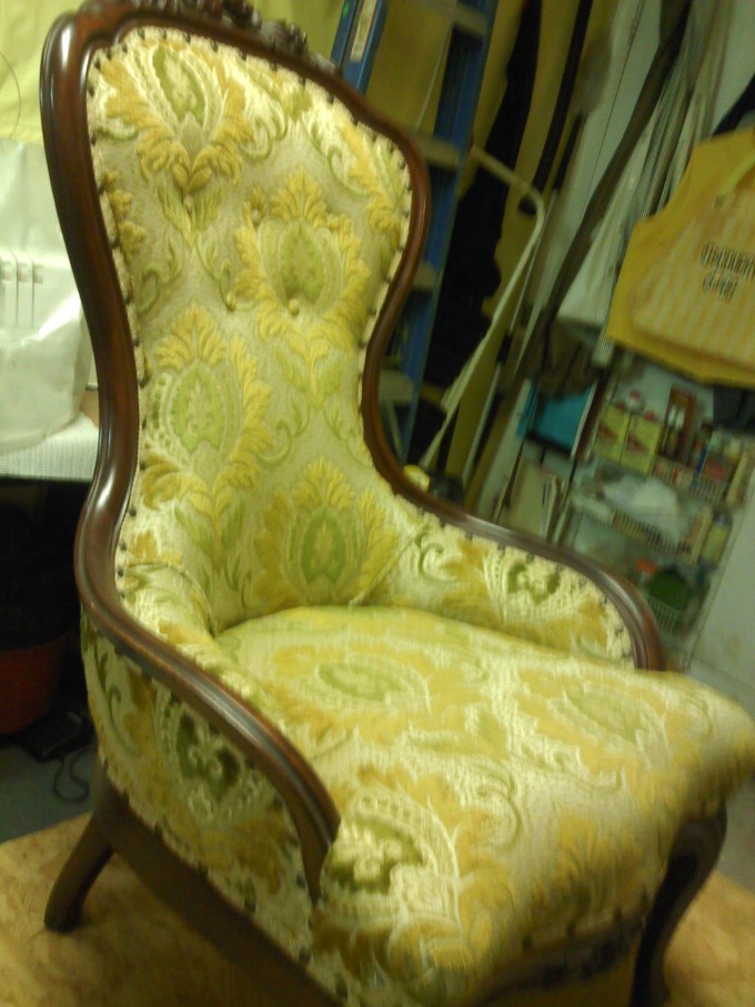 Antique Chair/ before